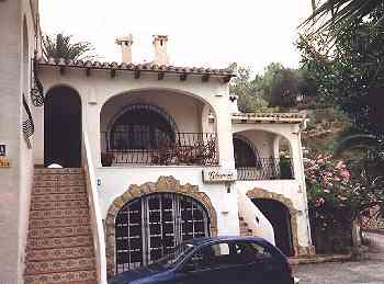Comfortable self catering accommodation in Spain villa to rent